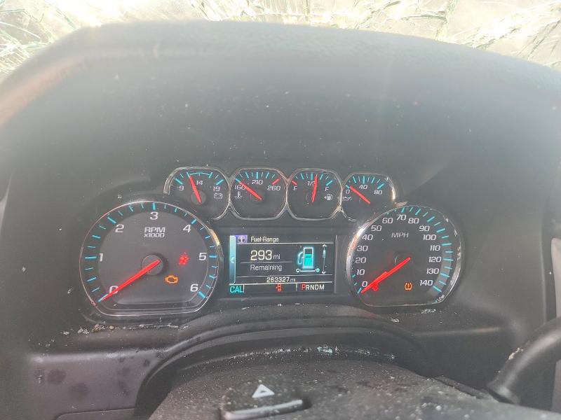 Photo 9 from auction – 2015 CHEVROLET SUBURBAN with VIN 1GNSCJKC1FR602530