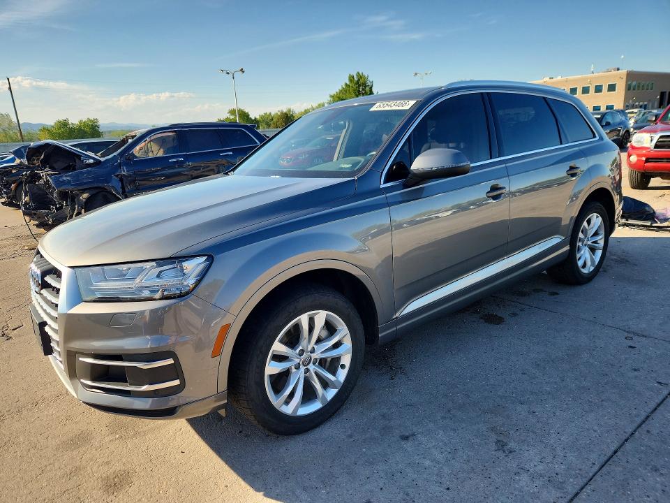 AUDI Q7 2017 con VIN WA1LHAF7XHD049978 - Foto de la subasta
