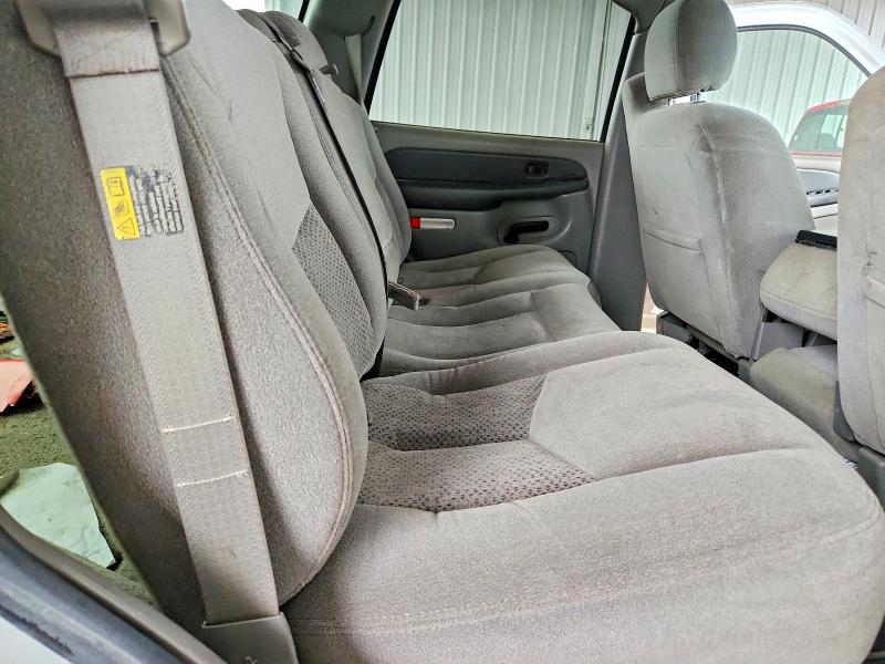 Снимка 11 от търг – 2003 CHEVROLET TAHOE с VIN 1GNEK13Z43J189712