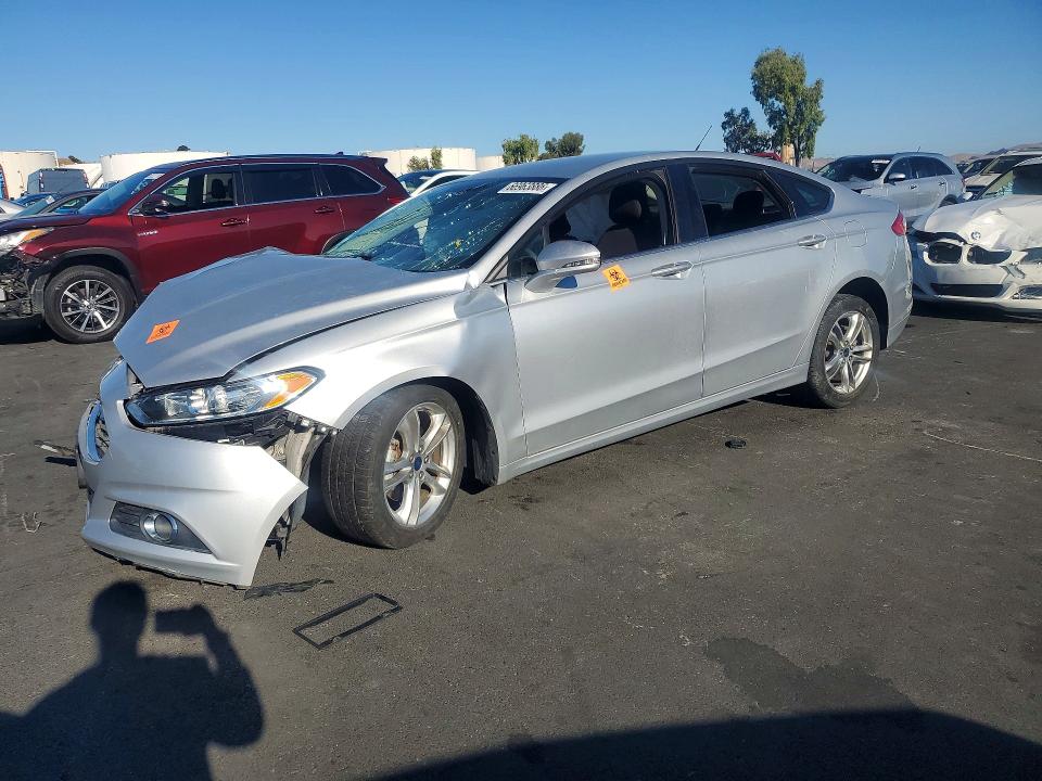 FORD FUSION 2016 with VIN 3FA6P0LU0GR316289 - Photo from auction