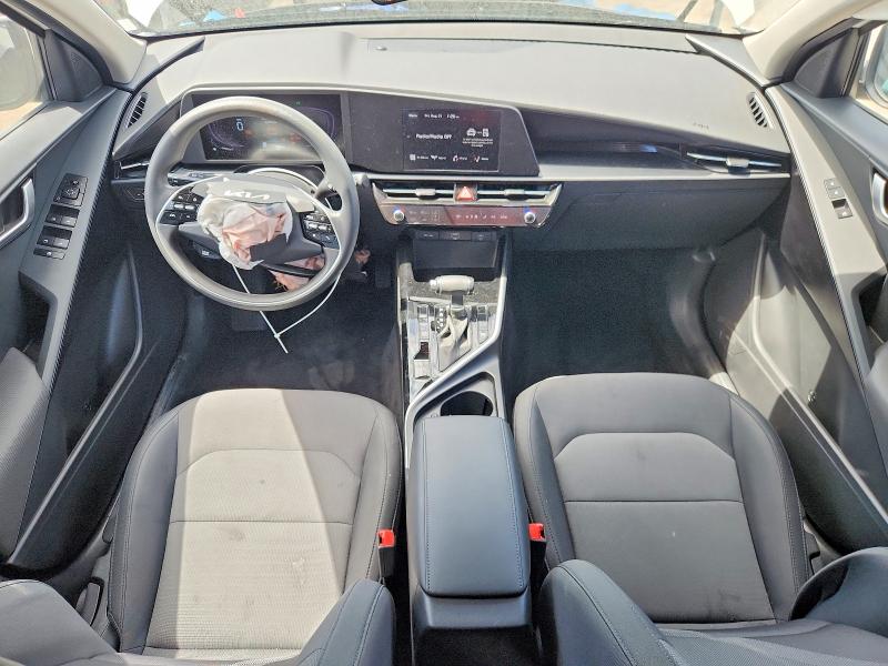 Photo 8 from auction – 2025 KIA NIRO with VIN KNDCP3LE8S5304734