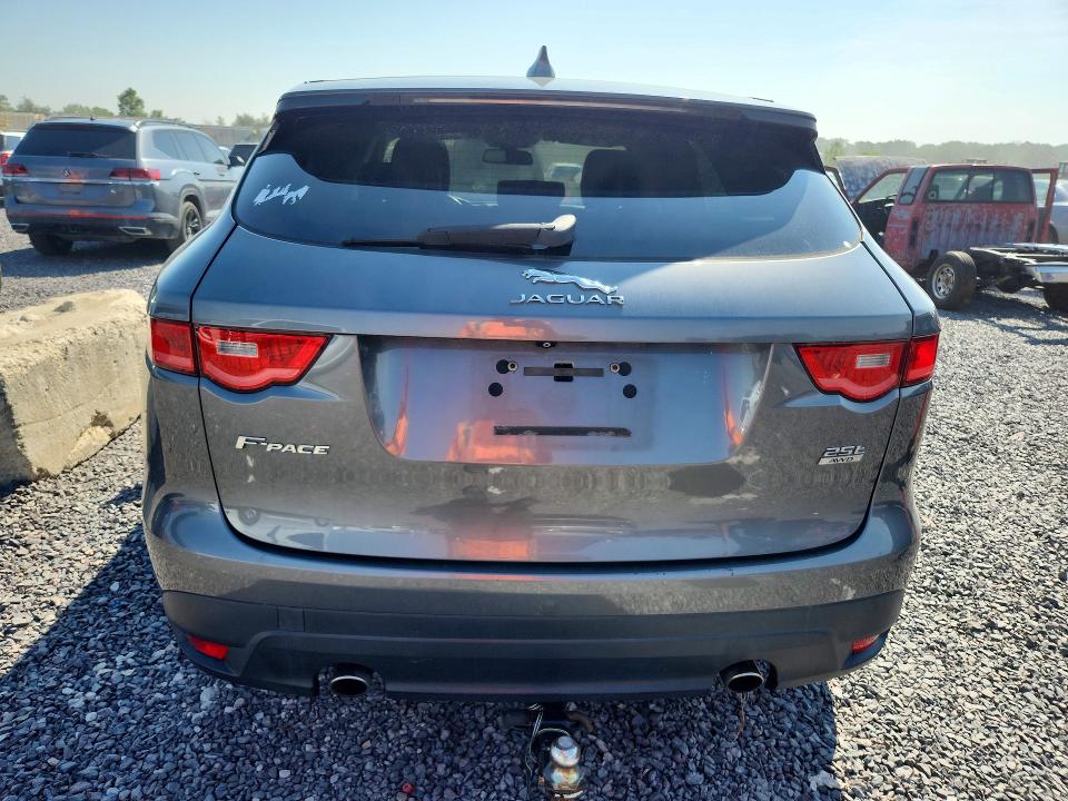 Photo 6 from auction – 2018 JAGUAR F-PACE with VIN SADCJ2FX1JA255329