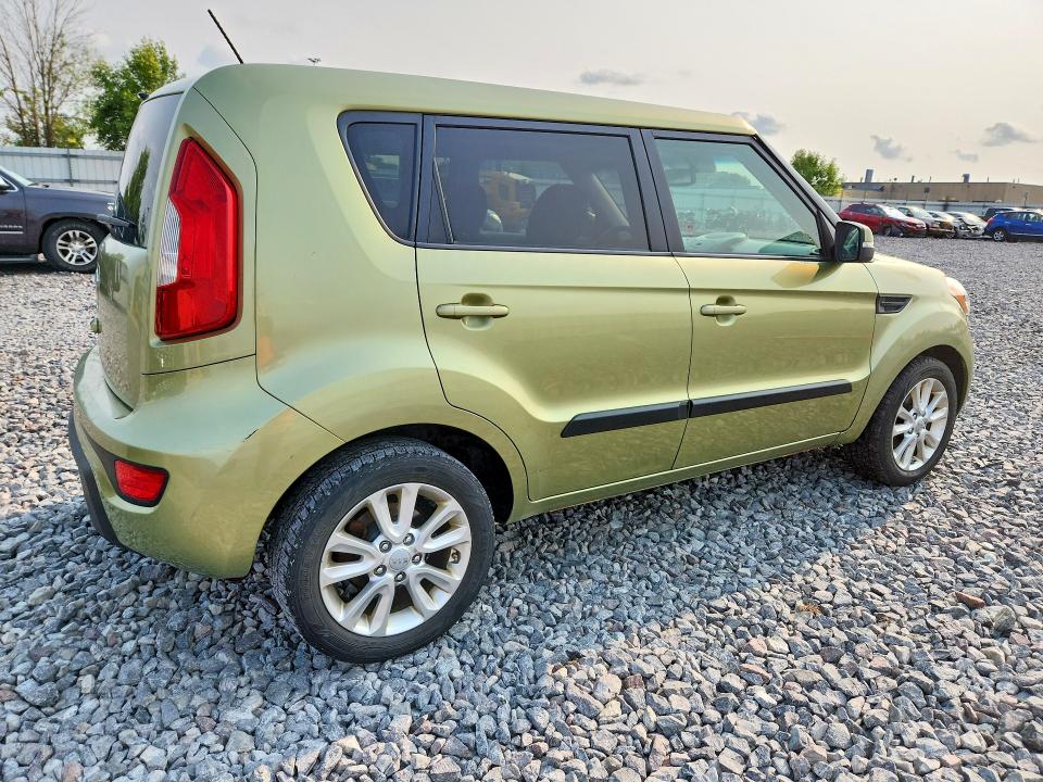 Photo 3 from auction – 2012 KIA SOUL with VIN KNDJT2A64C7369997