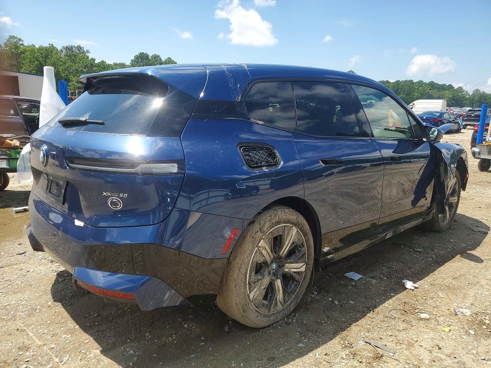 Photo 3 from auction – 2025 BMW IX with VIN WB523CF07SCS85866