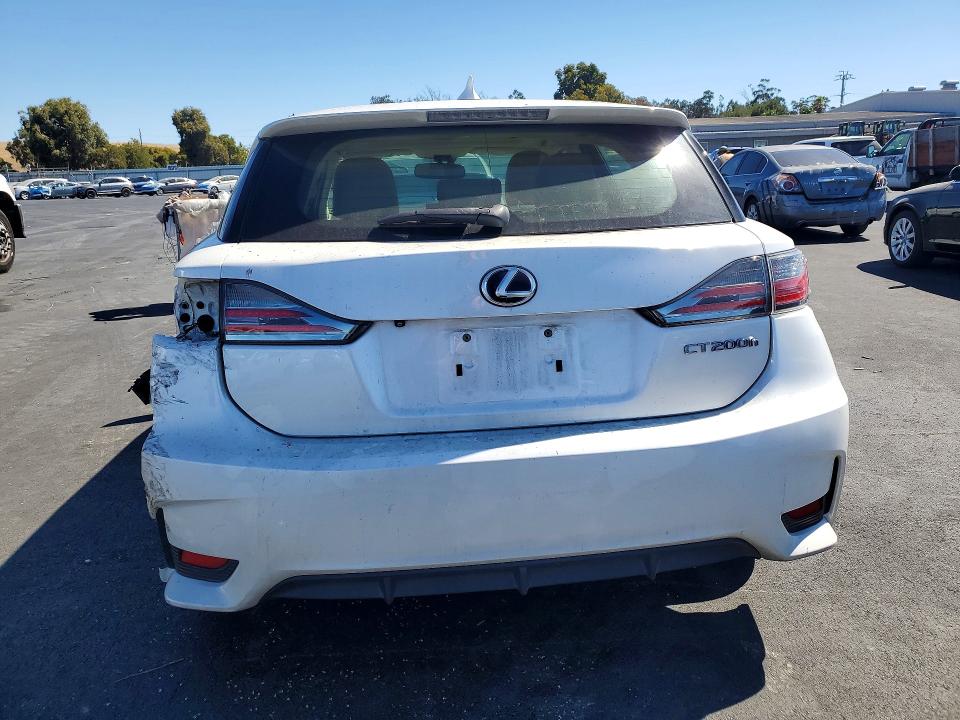 Photo 6 from auction – 2017 LEXUS CT with VIN JTHKD5BH2H2292259