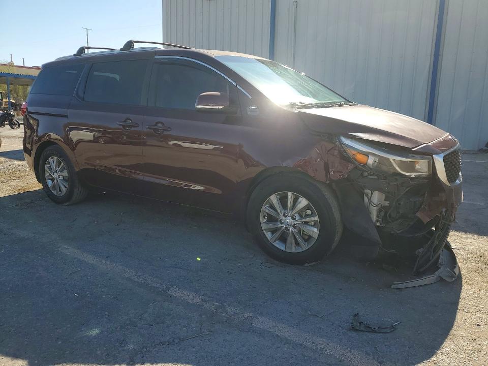 Photo 4 from auction – 2017 KIA SEDONA with VIN KNDMB5C1XH6321033
