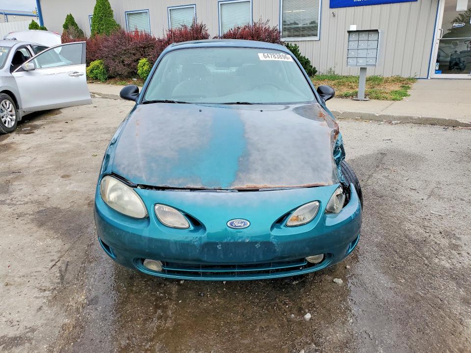 Photo 5 from auction – 1998 FORD ESCORT with VIN 3FAFP1134WR167173