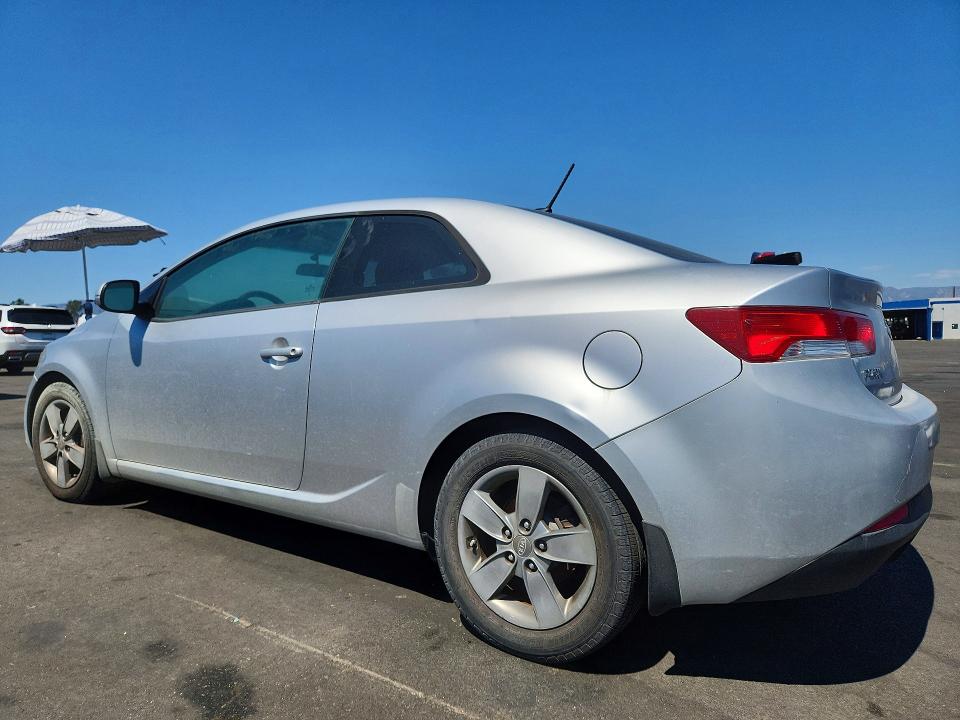 Photo 2 from auction – 2012 KIA FORTE KOUP with VIN KNAFU6A24C5597756