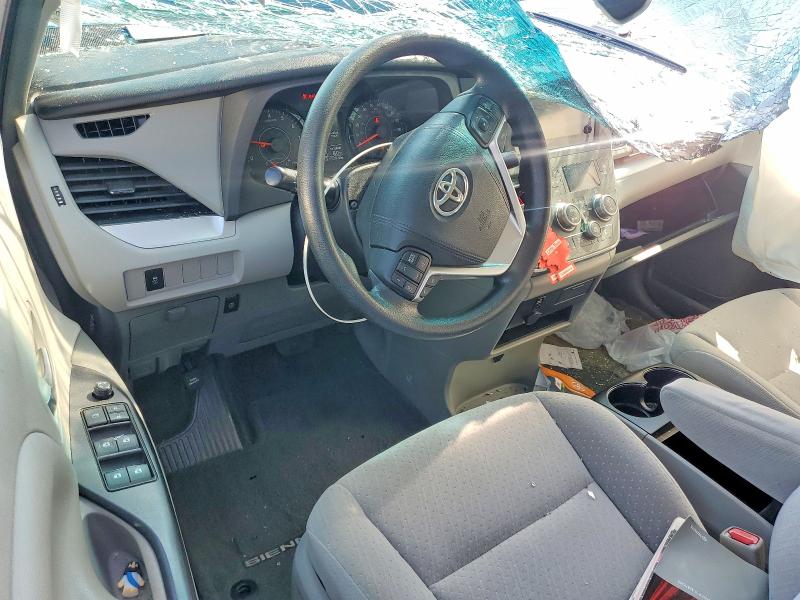 Photo 8 from auction – 2015 TOYOTA SIENNA with VIN 5TDKK3DC6FS665418
