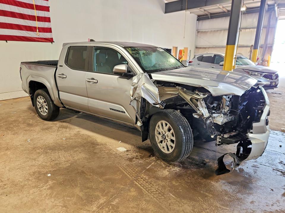 Photo 4 from auction – 2024 TOYOTA TACOMA with VIN 3TMLB5JN6RM013991