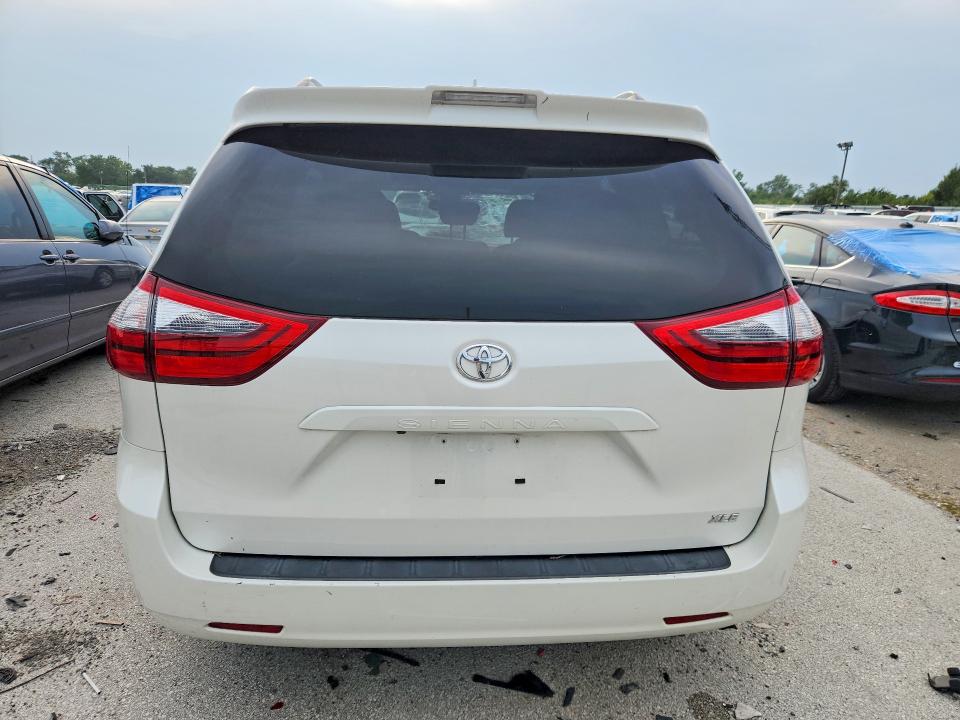 Photo 6 from auction – 2020 TOYOTA SIENNA with VIN 5TDYZ3DC5LS023810