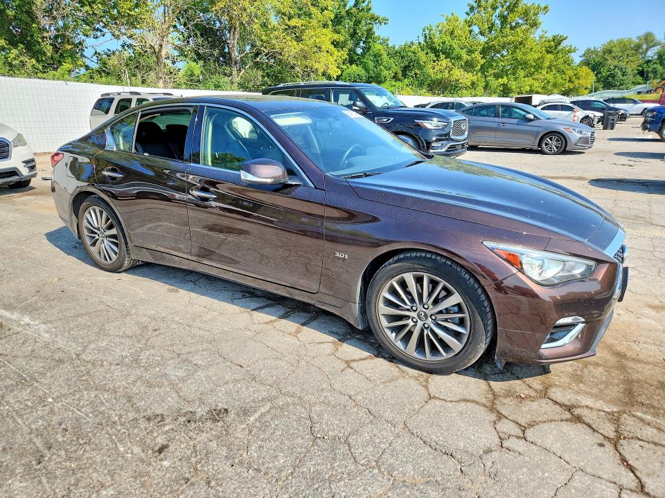 Photo 4 from auction – 2018 INFINITI Q50 with VIN JN1EV7AR7JM445720