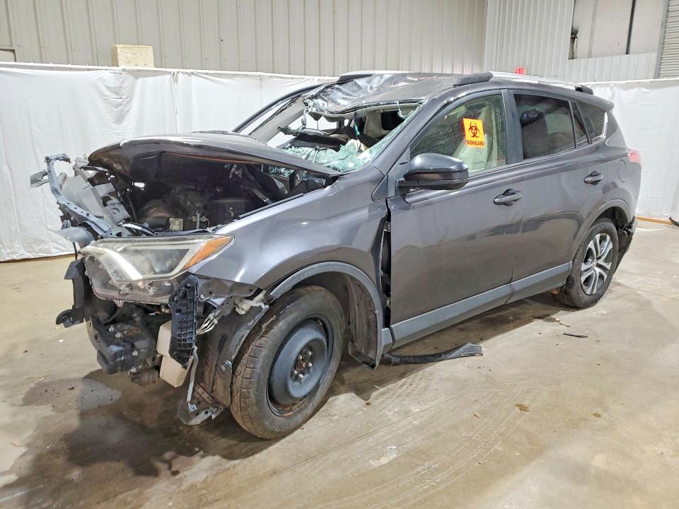 Photo 1 from auction – 2018 TOYOTA RAV4 with VIN JTMZFREV3JJ153840