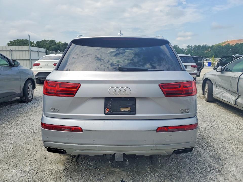 Photo 6 from auction – 2017 AUDI Q7 with VIN WA1LAAF7XHD005838