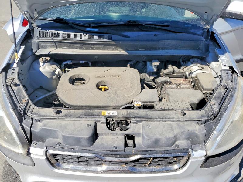 Photo 11 from auction – 2013 KIA SOUL with VIN KNDJT2A66D7777175