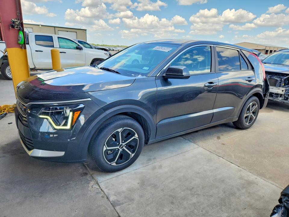 KIA NIRO 2026 with VIN KNDCP3LE1T5346700 - Photo from auction