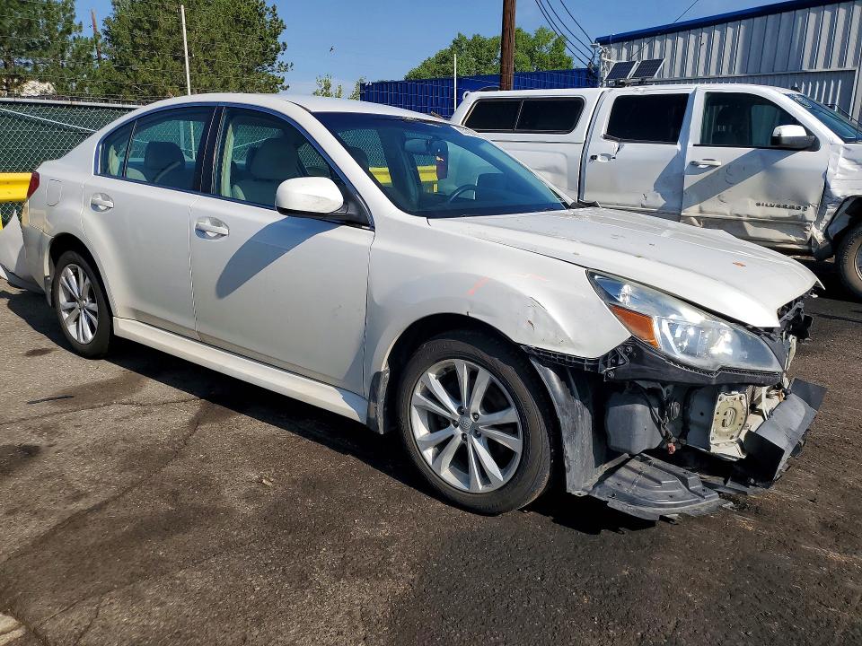 Photo 4 from auction – 2013 SUBARU LEGACY with VIN 4S3BMCC61D3011155