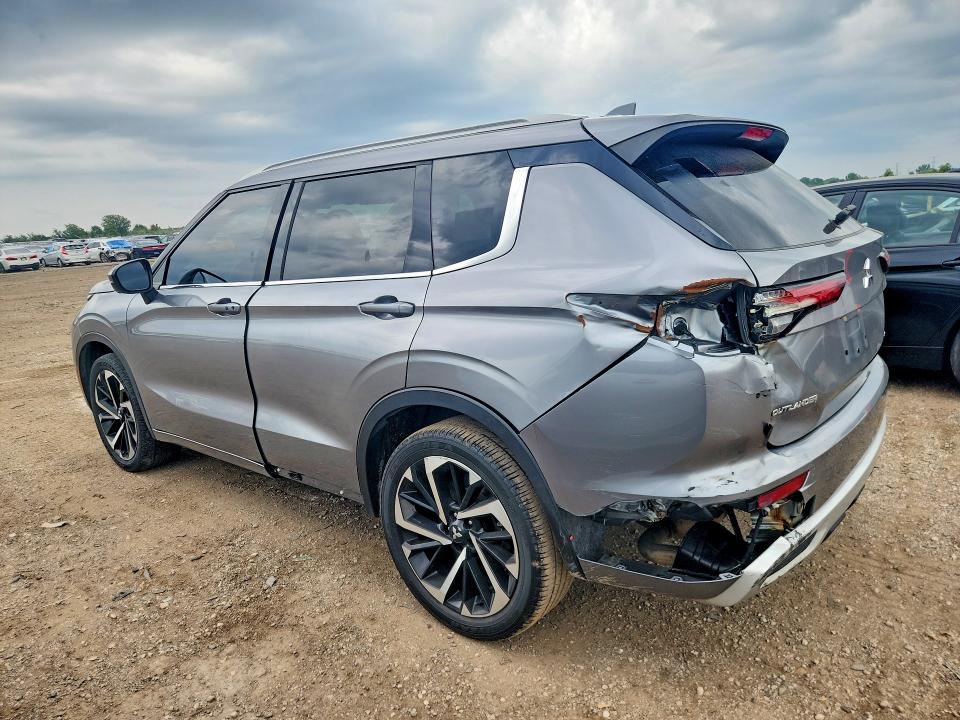 Photo 2 from auction – 2022 MITSUBISHI OUTLANDER with VIN JA4J4VA84NZ007430