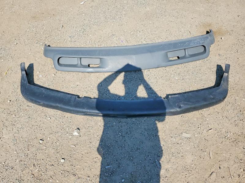 Фото 12 с аукциона – 2001 CHEVROLET SILVERADO с VIN 1GCEC14W71Z147432