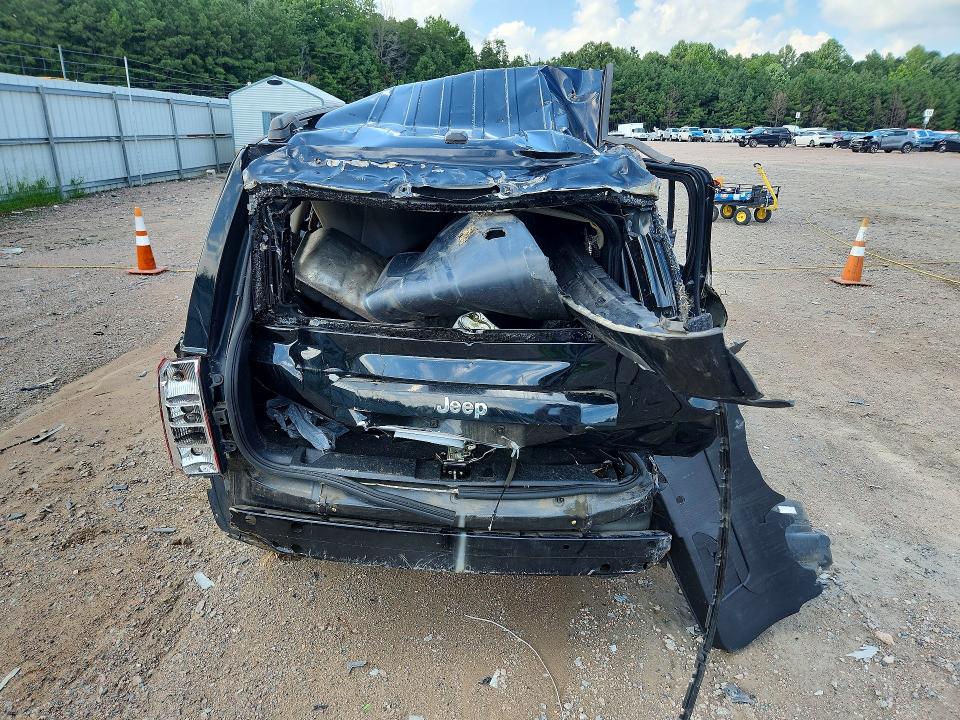 Photo 6 from auction – 2017 JEEP PATRIOT with VIN 1C4NJRFB4HD138550