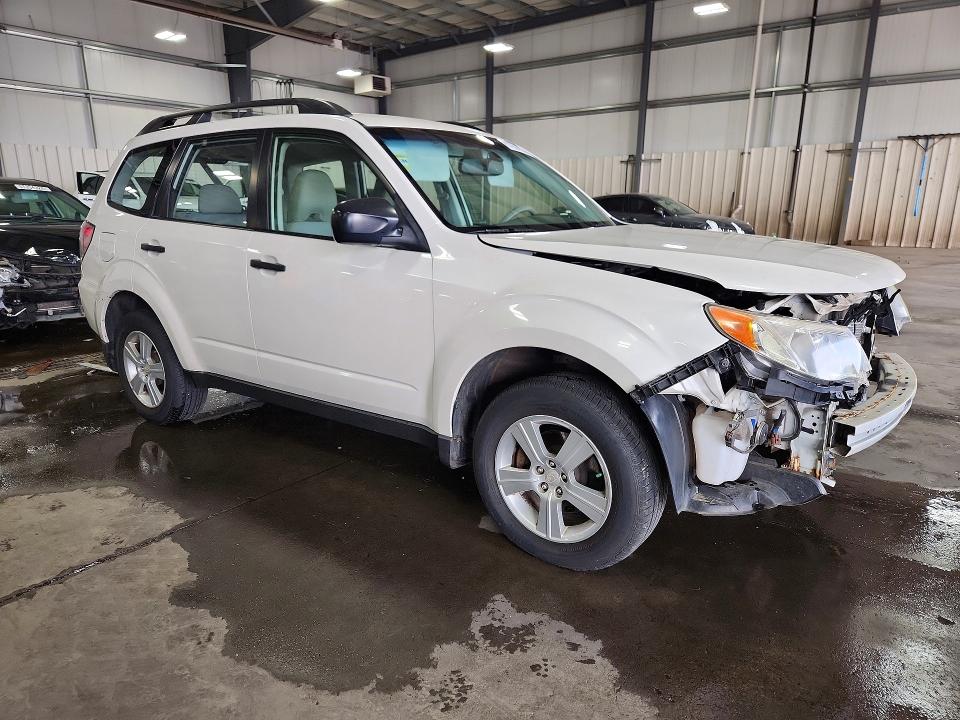 Photo 4 from auction – 2012 SUBARU FORESTER with VIN JF2SHBBC0CH418571