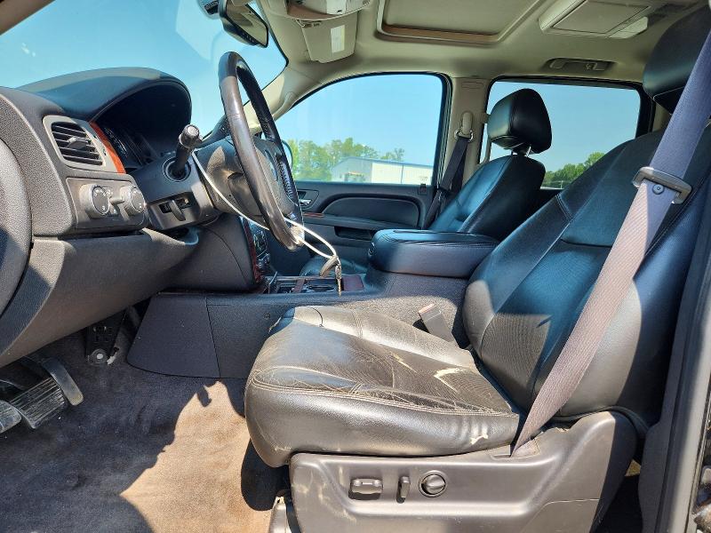 Photo 7 from auction – 2012 CHEVROLET SUBURBAN with VIN 1GNSKKE78CR248637