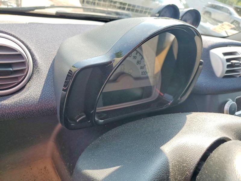 Photo 9 from auction – 2016 SMART FORTWO with VIN WMEEJ9AA6GK842677