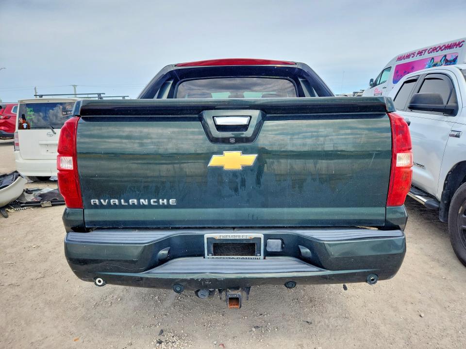 Photo 6 from auction – 2013 CHEVROLET AVALANCHE with VIN 3GNMCEE0XDG219393
