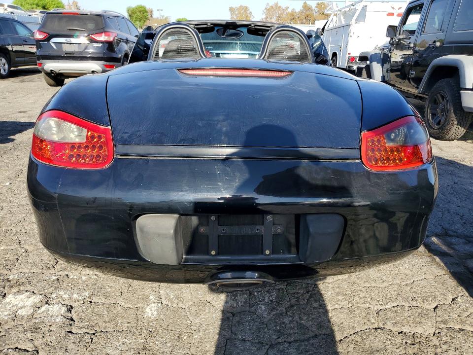 Photo 6 from auction – 1999 PORSCHE BOXSTER with VIN WP0CA2986XU628095