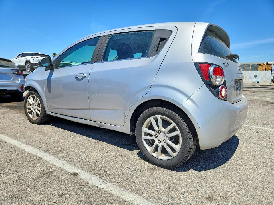 Photo 2 from auction – 2015 CHEVROLET SONIC with VIN 1G1JC6SH7F4151901