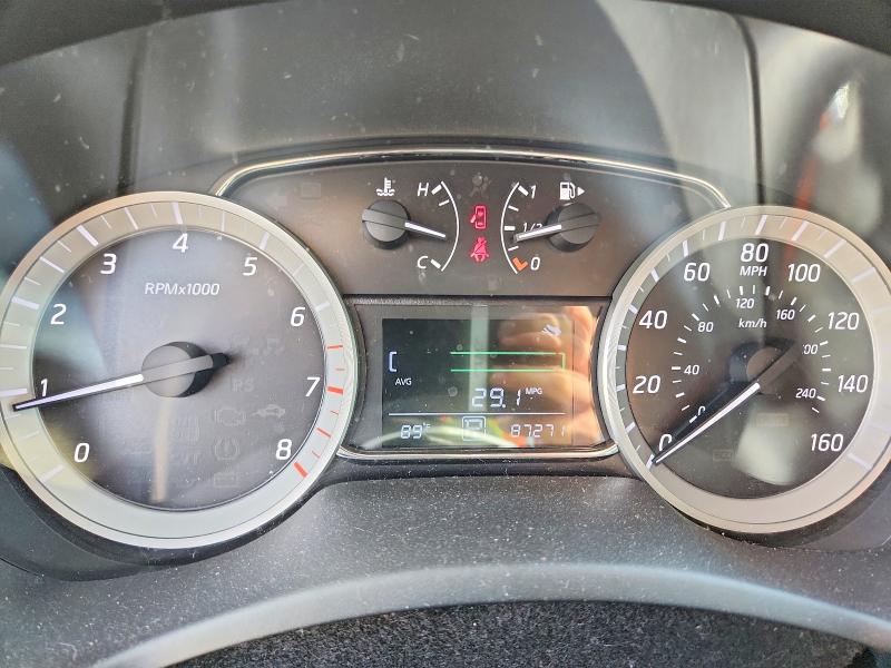 Photo 9 from auction – 2015 NISSAN SENTRA with VIN 3N1AB7AP1FY347910