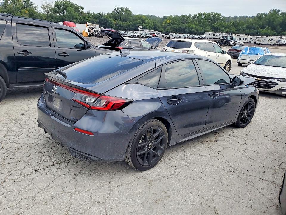 Photo 3 from auction – 2026 HONDA CIVIC with VIN JHMFL4H8XTX001945