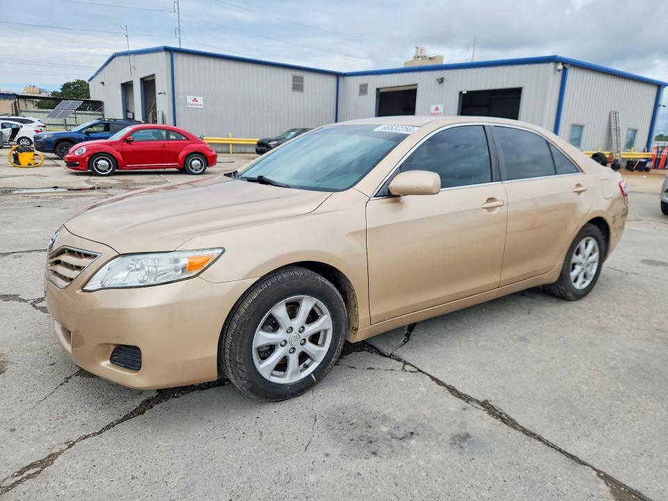 2011 TOYOTA CAMRY - Търг №66632256