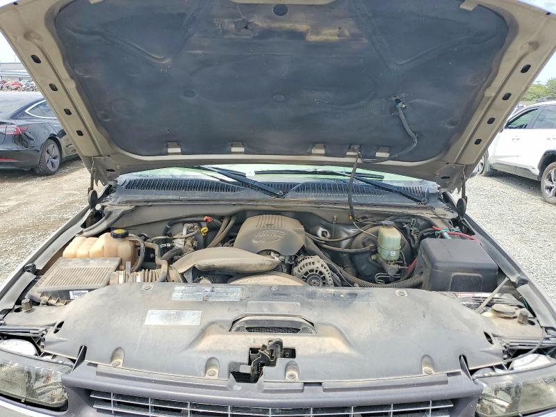 Photo 11 from auction – 2001 CHEVROLET SILVERADO with VIN 2GCEC19V611154011