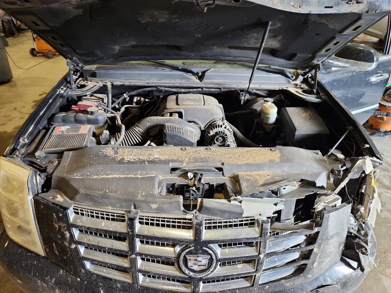 Photo 12 from auction – 2010 CADILLAC ESCALADE with VIN 1GYUCAEF6AR221556