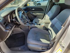 Photo 7 from auction – 2015 CHEVROLET MALIBU with VIN 1G11B5SL2FF174704
