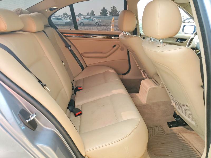 Photo 10 from auction – 2005 BMW 325 with VIN WBAEV33465KW18956