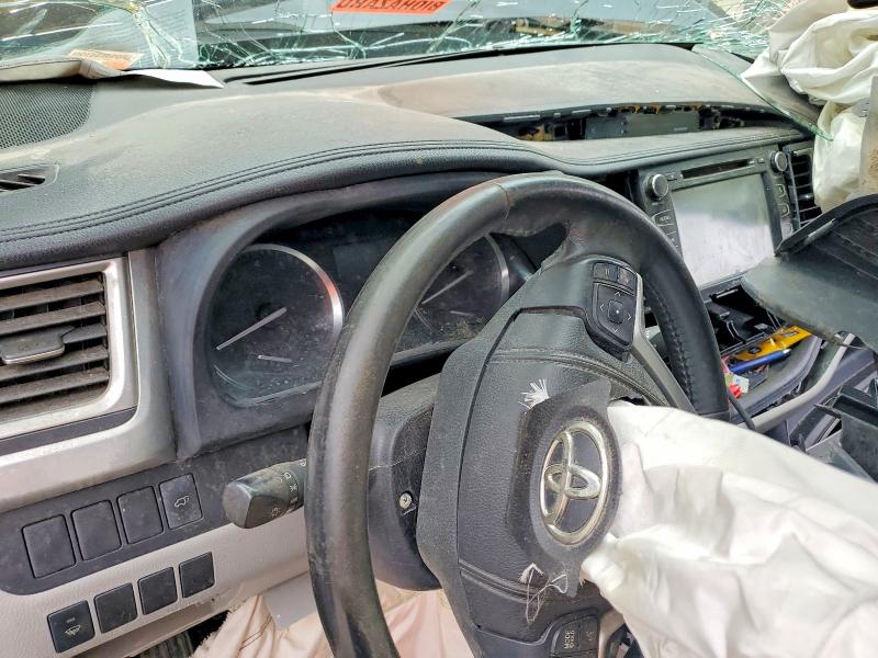Снимка 9 от търг – 2014 TOYOTA HIGHLANDER с VIN 5TDJKRFHXES065202