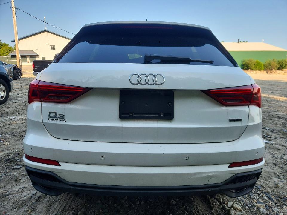 Photo 6 from auction – 2023 AUDI Q3 with VIN WA1DECF36P1069344