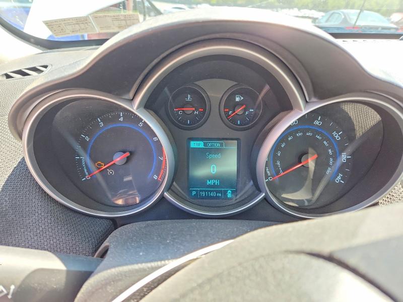 Photo 9 from auction – 2014 CHEVROLET CRUZE with VIN 1G1PE5SB4E7189657