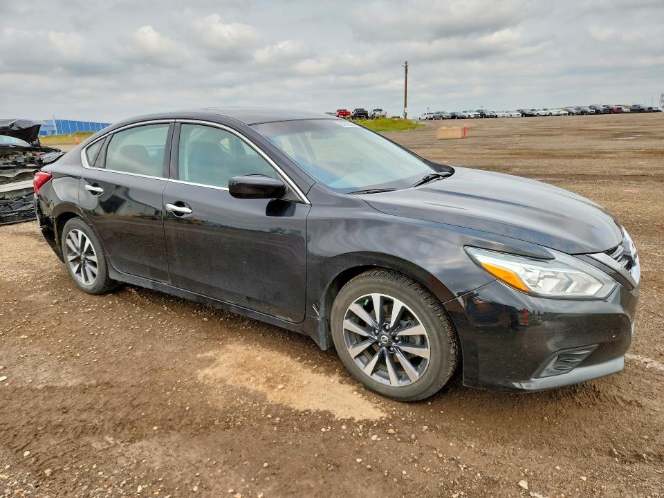 Photo 4 from auction – 2017 NISSAN ALTIMA with VIN 1N4AL3AP3HN304291