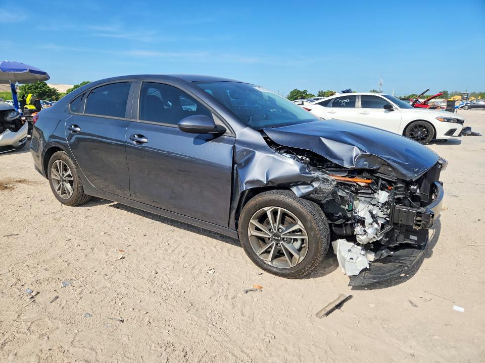 Photo 4 from auction – 2024 KIA FORTE with VIN 3KPF24AD2RE776924