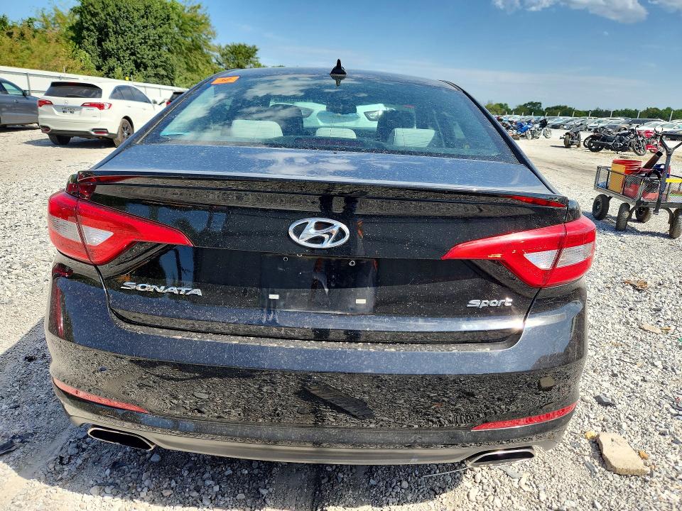 صورة رقم 6 من المزاد - 2017 HYUNDAI SONATA مع VIN 5NPE34AF2HH569860