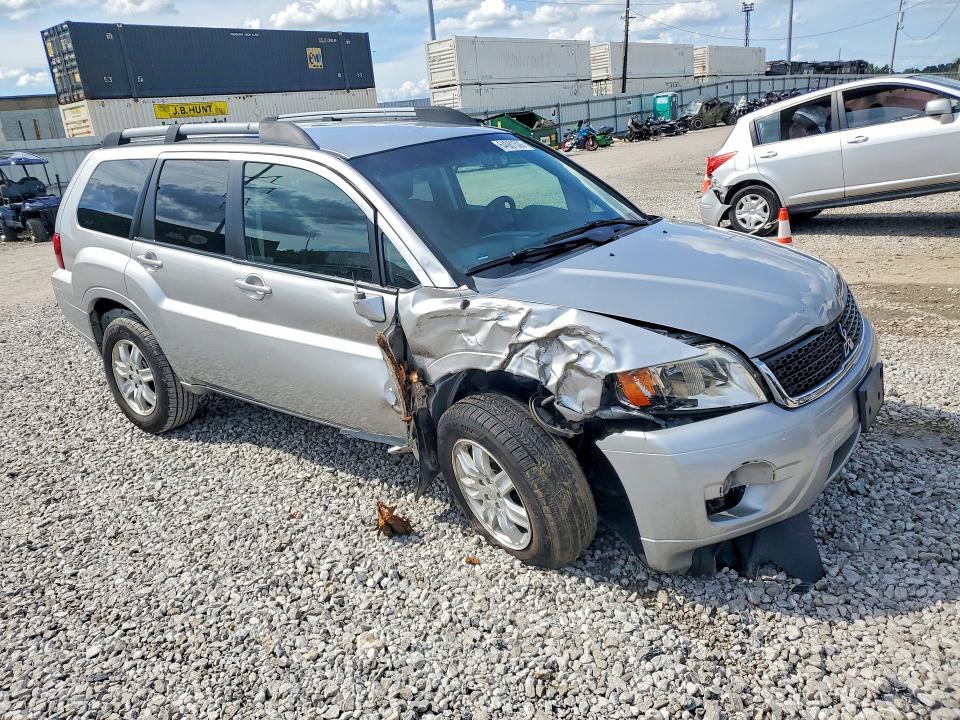 Photo 4 from auction – 2011 MITSUBISHI ENDEAVOR with VIN 4A4JM2AS3BE036834