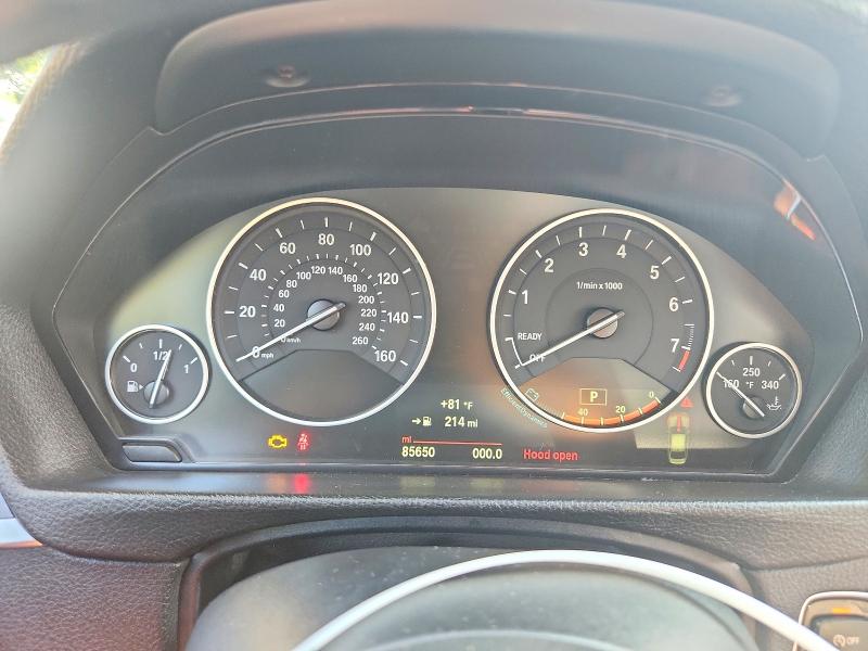 Photo 9 from auction – 2015 BMW 328 with VIN WBA3B3G58FNR87532