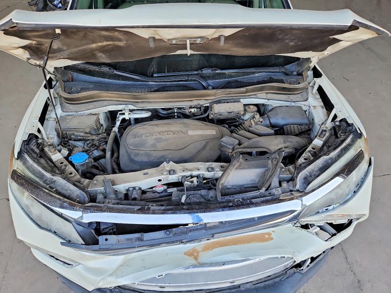 Photo 12 from auction – 2016 HONDA PILOT with VIN 5FNYF5H51GB027394