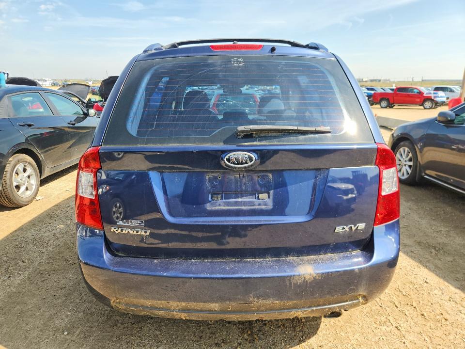 Photo 6 from auction – 2007 KIA RONDO with VIN KNAFG526X77066140
