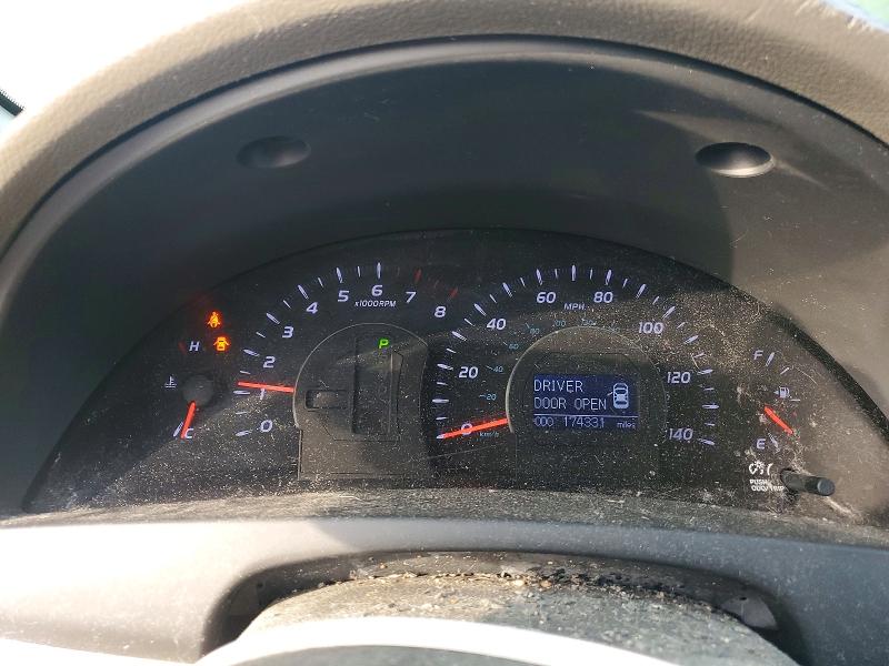 Снимка 9 от търг – 2011 TOYOTA CAMRY с VIN 4T1BF3EK4BU136755