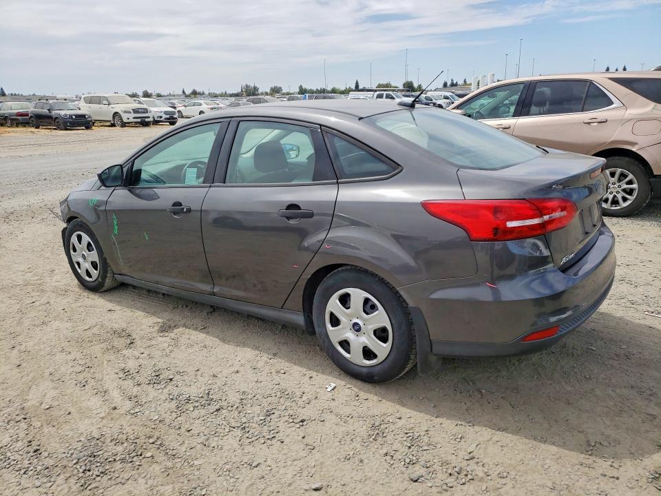 Снимка 2 от търг – 2016 FORD FOCUS с VIN 1FADP3E23GL209482