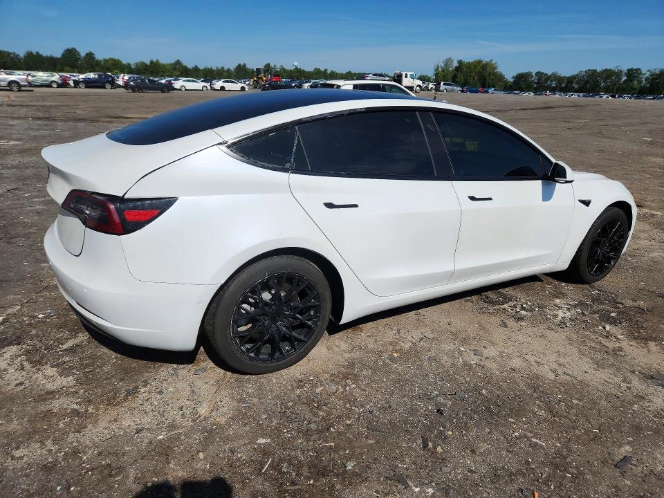 Photo 3 from auction – 2022 TESLA MODEL 3 with VIN 5YJ3E1EA9NF337989